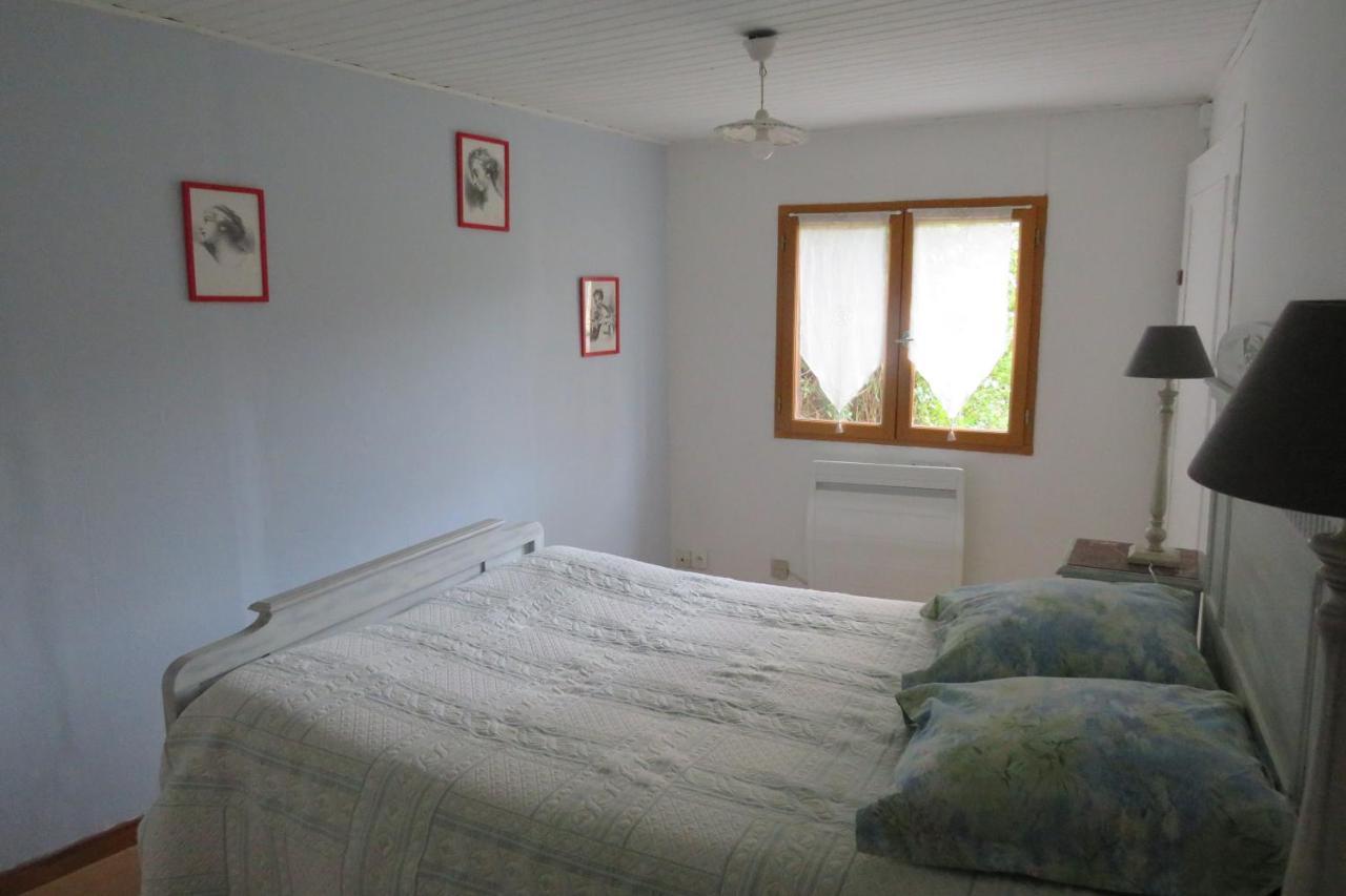 Charmante Maison Pres De Vezelay Voutenay-sur-Cure Exteriör bild